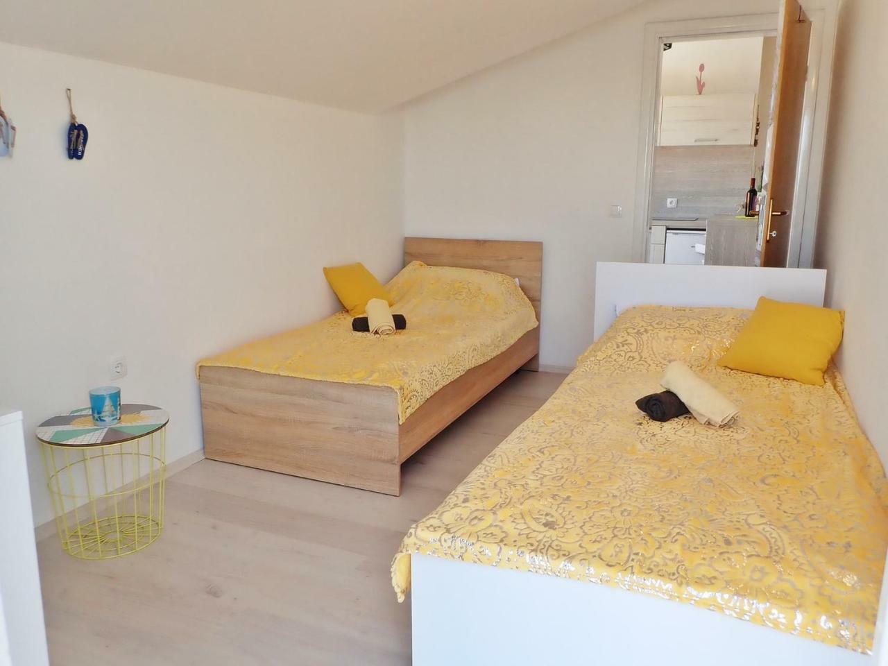 Apartment Ela Enjoy Breathtaking Seaview Seline ภายนอก รูปภาพ